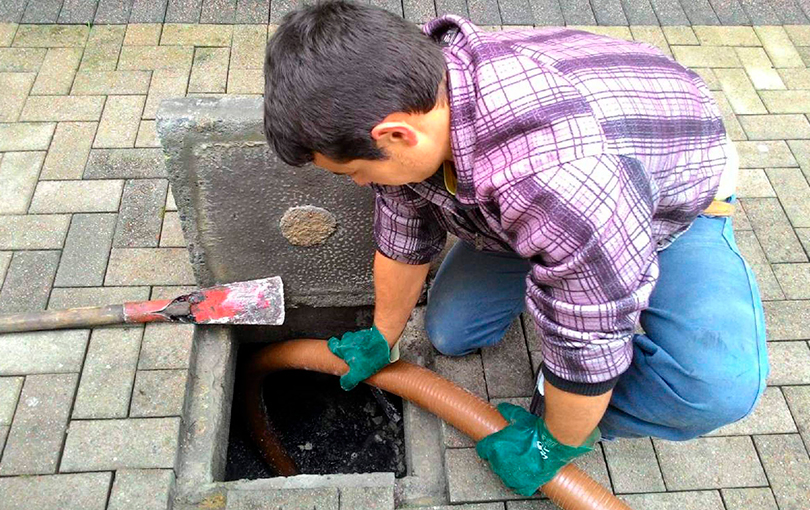 Limpeza de caixa de gordura em Itajaí: confira nosso guia completo